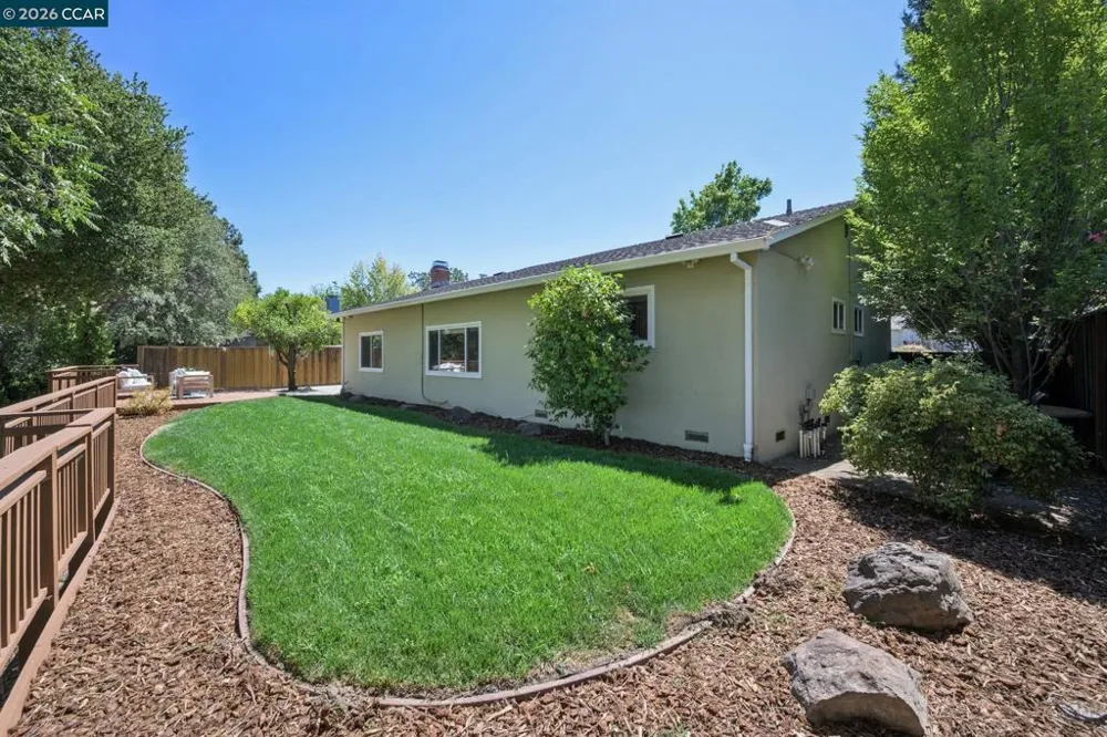 2858 Fyne Dr Walnut Creek, CA 94598