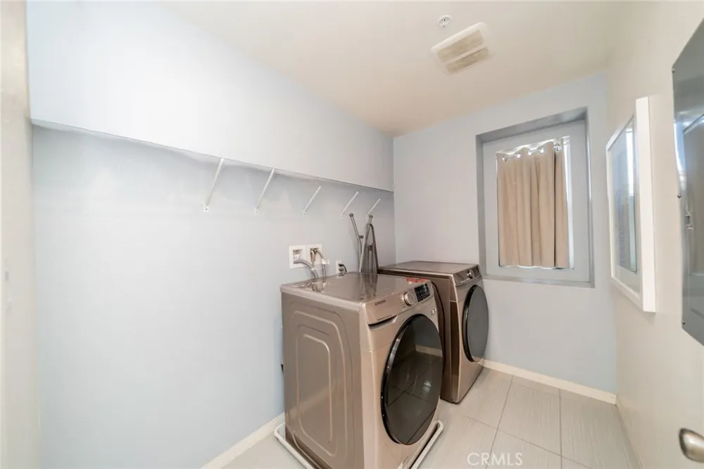 1617 Honeysuckle Place Upland, CA 91784