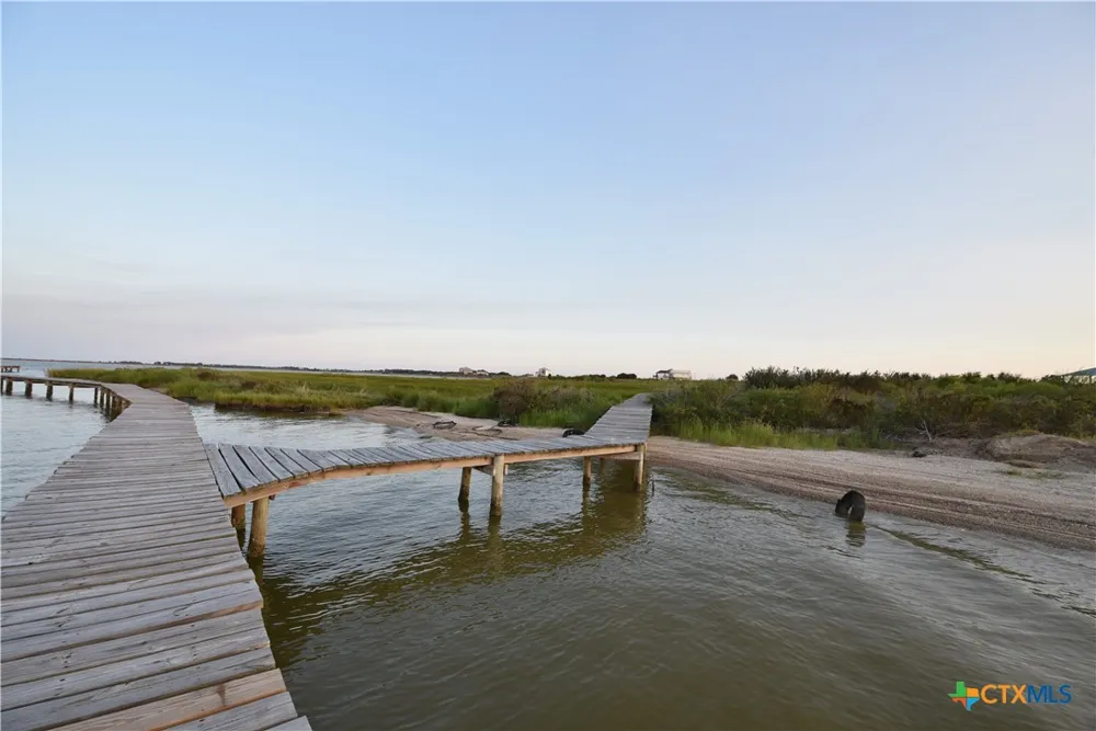 5 Sunrise Bay Drive Port Lavaca, TX 77979