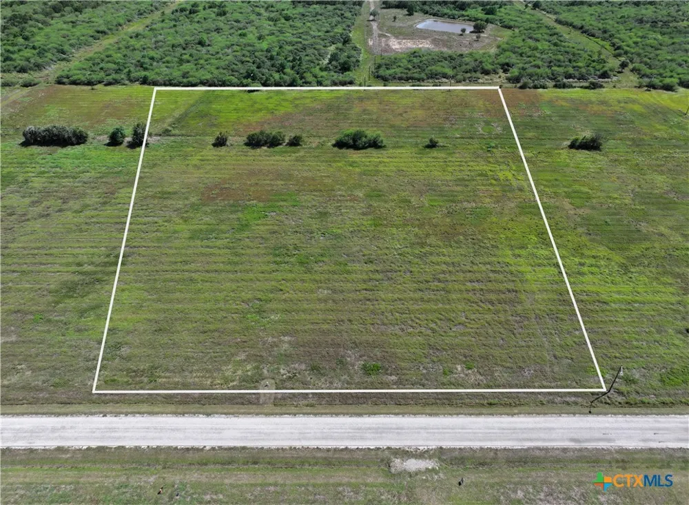 5 Sunrise Bay Drive Port Lavaca, TX 77979