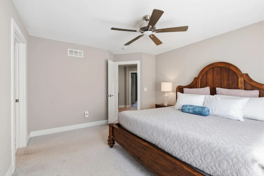 7549 Cooper Road Montgomery, OH 45242