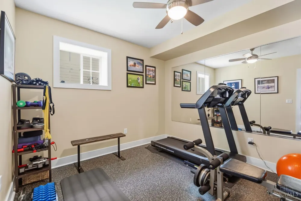 7549 Cooper Road Montgomery, OH 45242