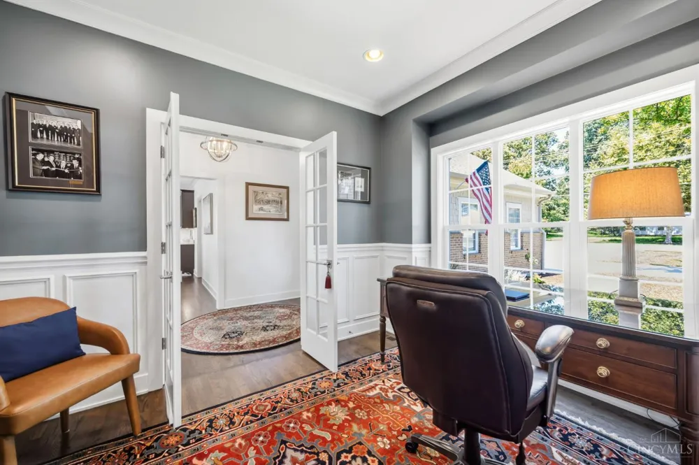 7549 Cooper Road Montgomery, OH 45242