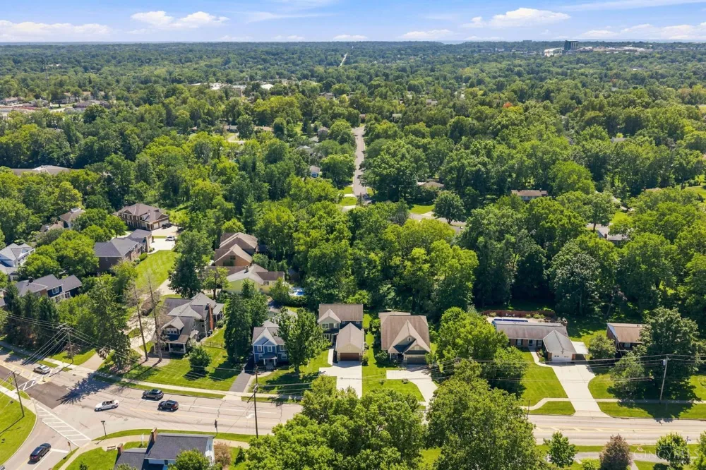 7549 Cooper Road Montgomery, OH 45242