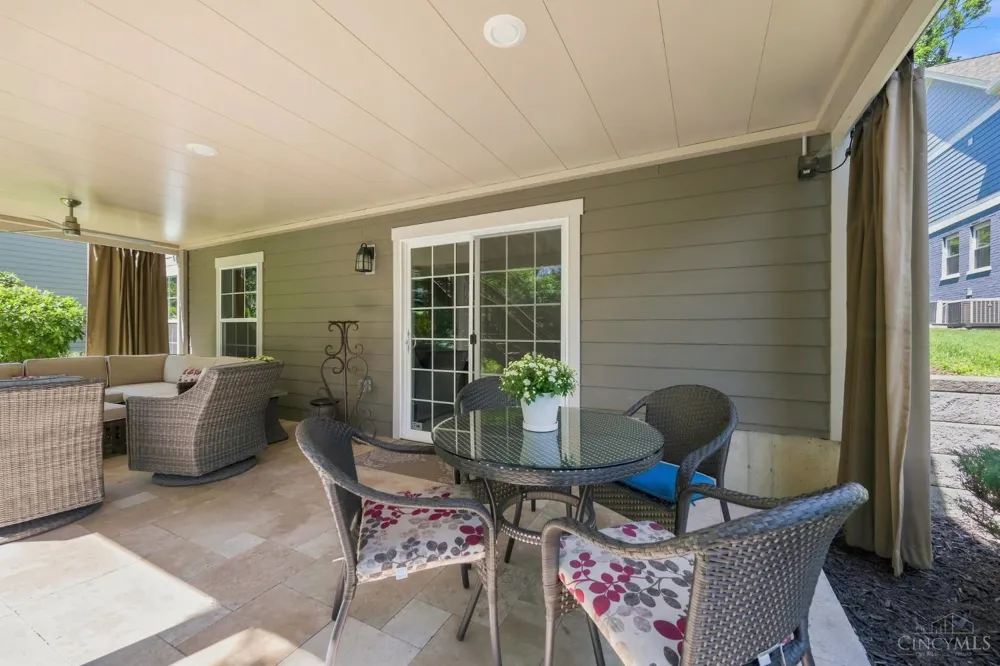 7549 Cooper Road Montgomery, OH 45242