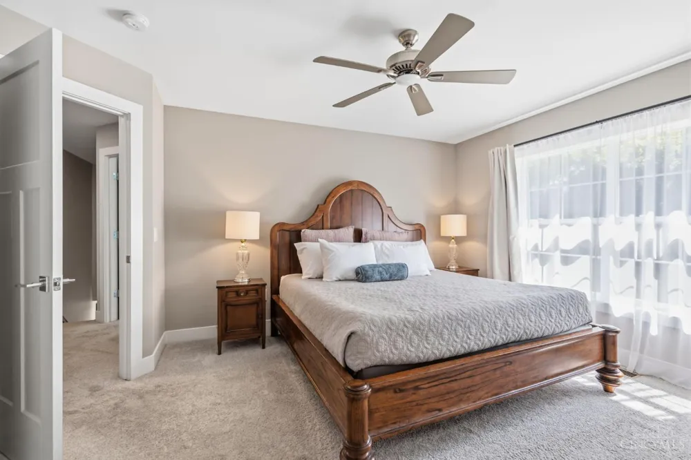 7549 Cooper Road Montgomery, OH 45242