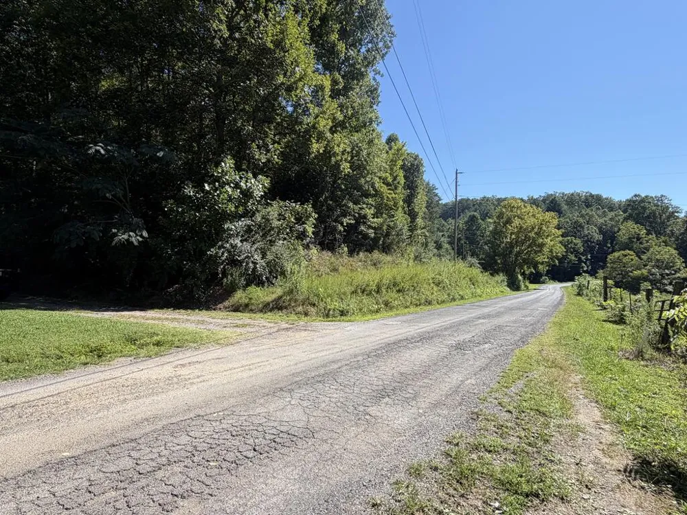 34.98 Hall Road Turtletown, TN 37391