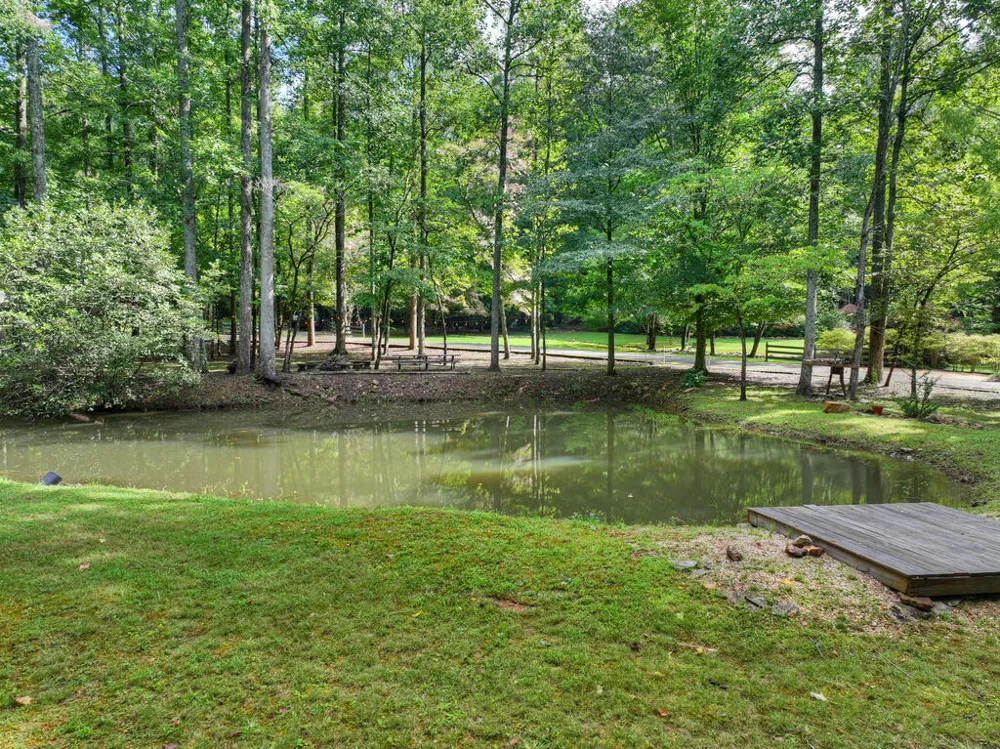 606 Johntown Rd Ellijay, GA 30536