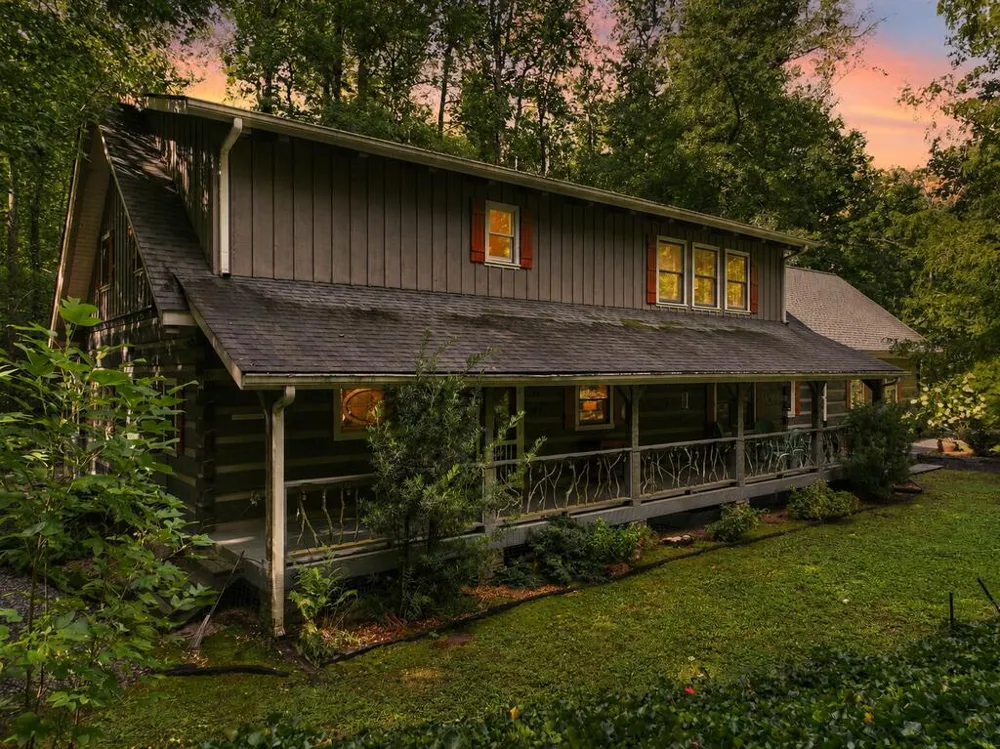 606 Johntown Rd Ellijay, GA 30536