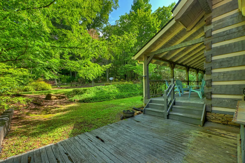 606 Johntown Rd Ellijay, GA 30536