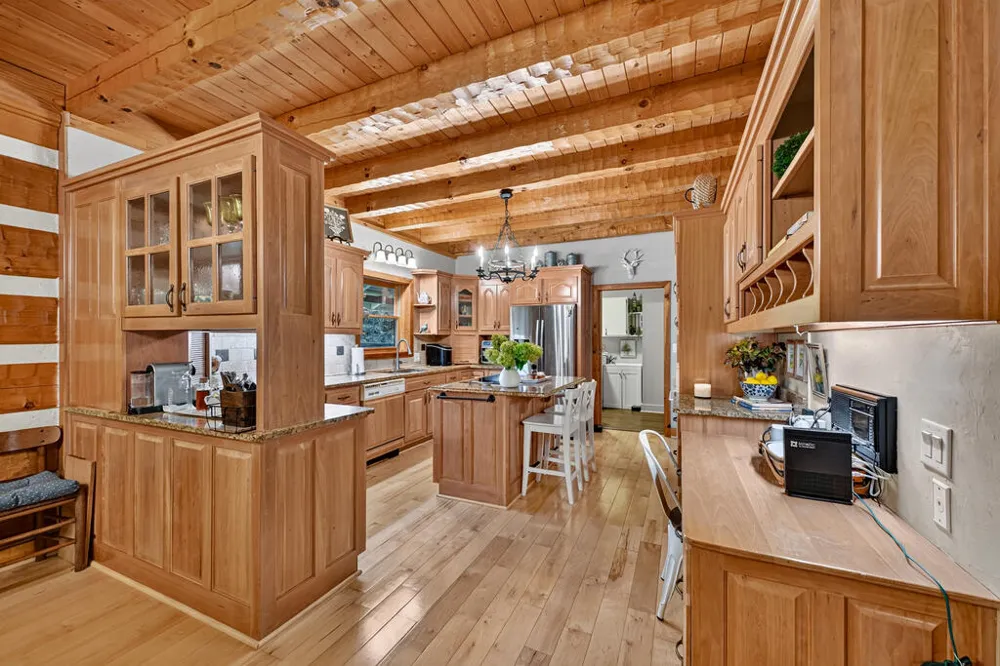 606 Johntown Rd Ellijay, GA 30536