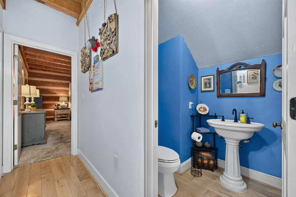 606 Johntown Rd Ellijay, GA 30536