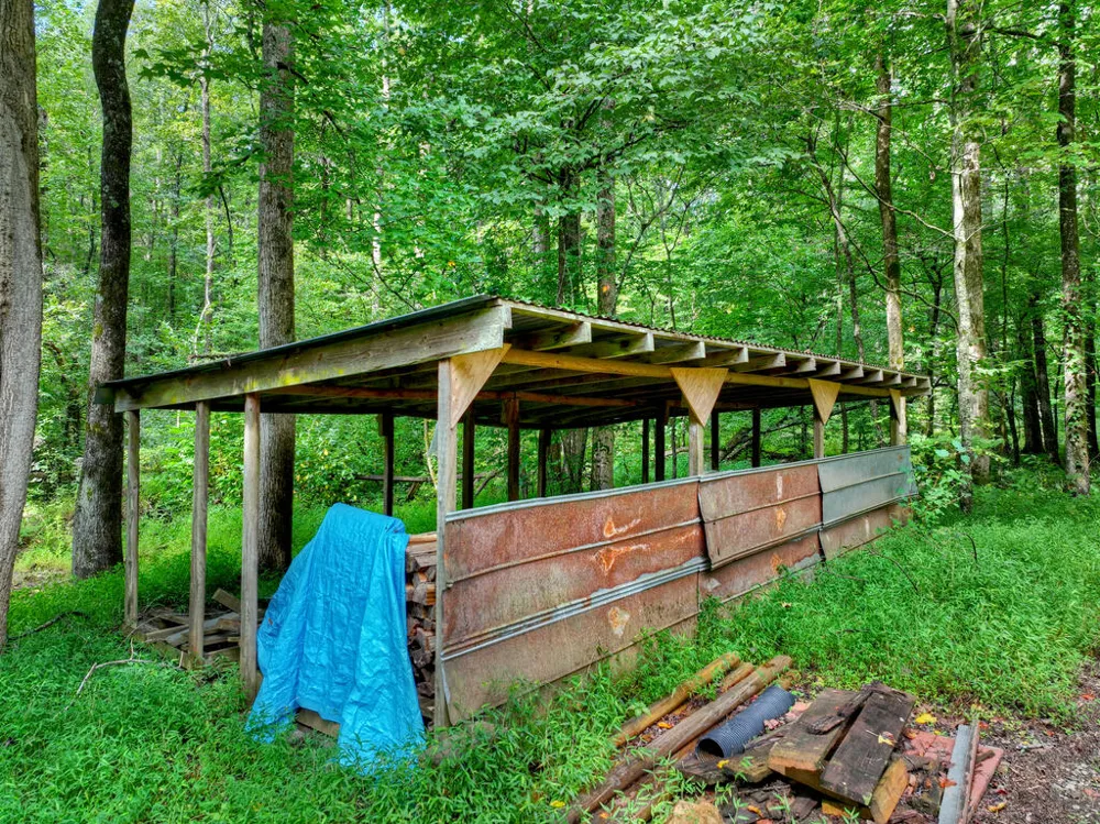 606 Johntown Rd Ellijay, GA 30536