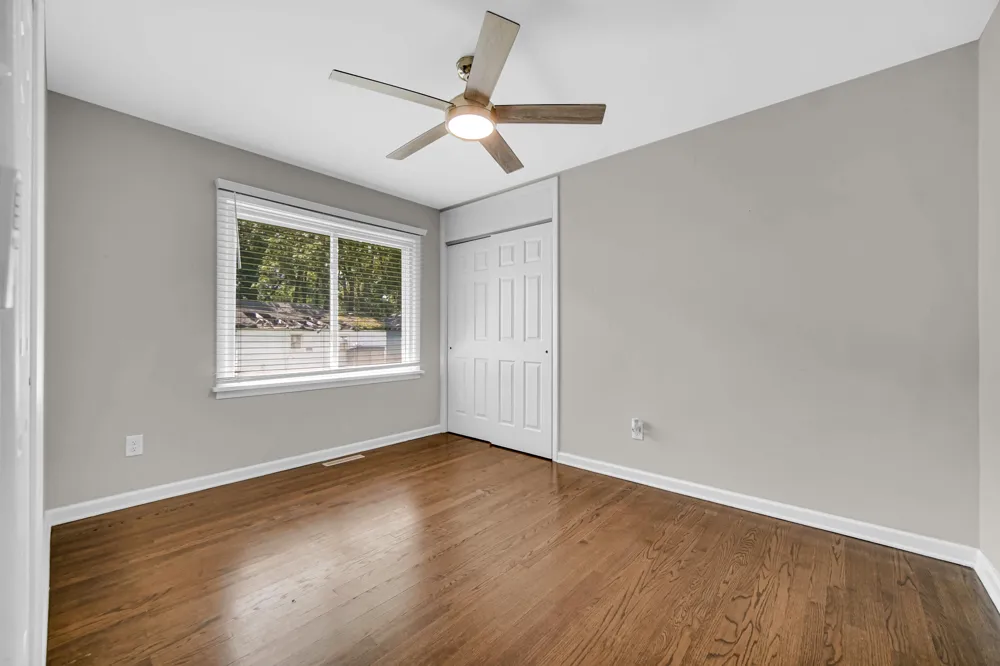 519 E North Street Crown Point, IN 46307