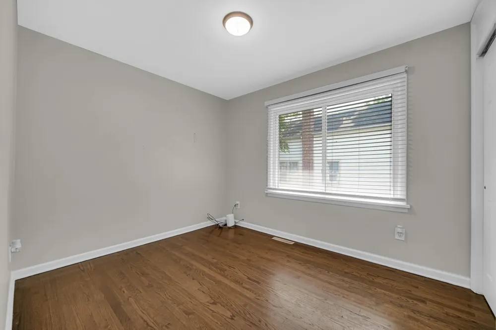 519 E North Street Crown Point, IN 46307