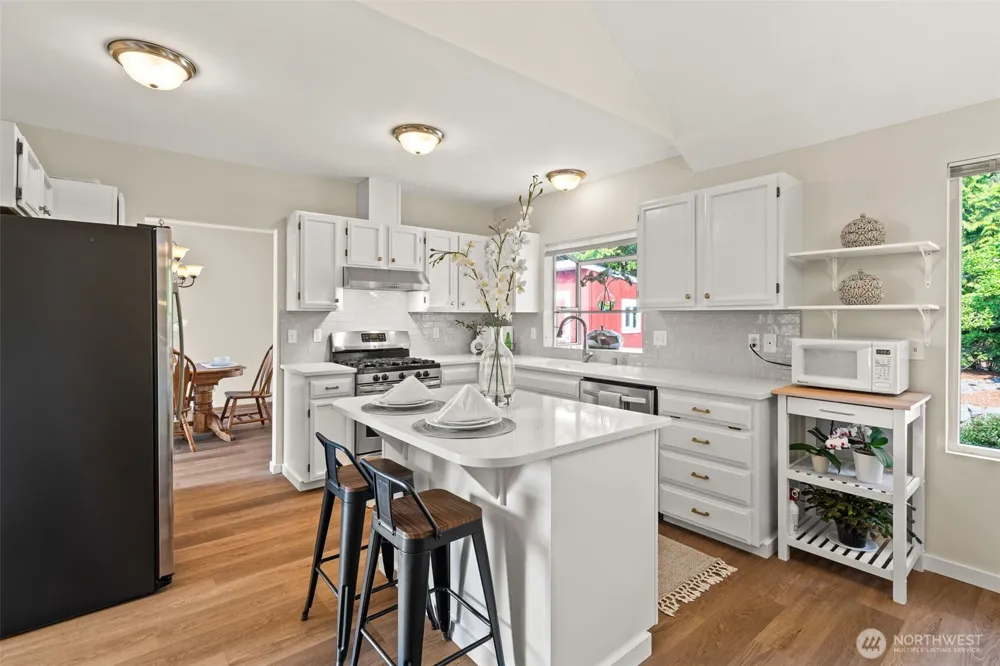 13730 Connor Loop NW Silverdale, WA 98383