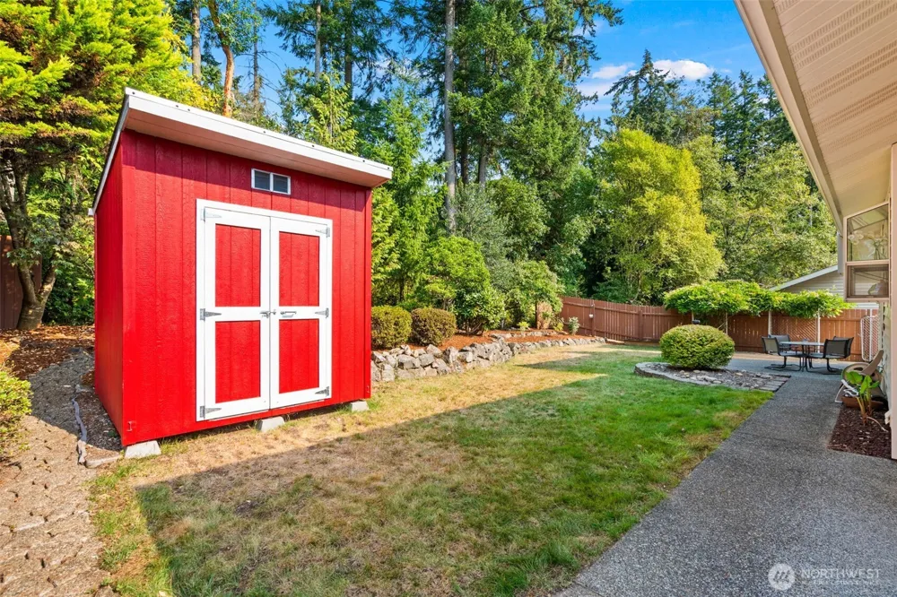 13730 Connor Loop NW Silverdale, WA 98383