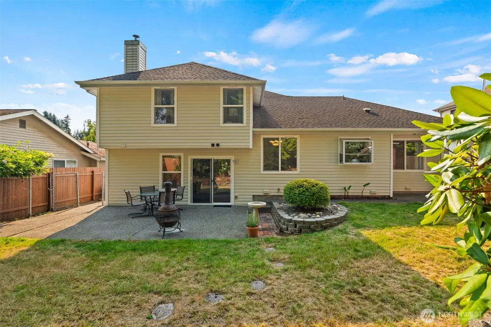 13730 Connor Loop NW Silverdale, WA 98383