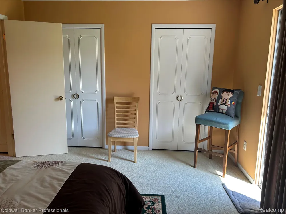 49936 Helfer Boulevard W #8 Wixom City, MI 48393