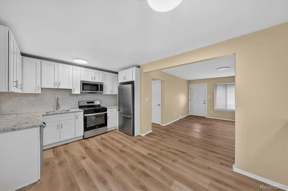 1608 Gloria Street Westland City, MI 48186