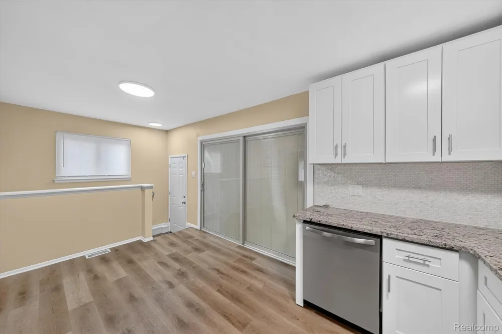 1608 Gloria Street Westland City, MI 48186