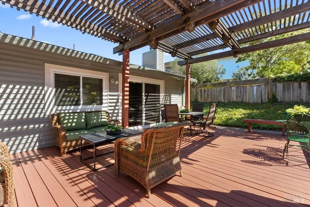 161 Clayton Court Vallejo, CA 94591