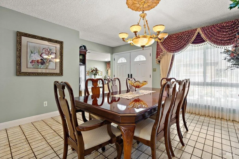 161 Clayton Court Vallejo, CA 94591
