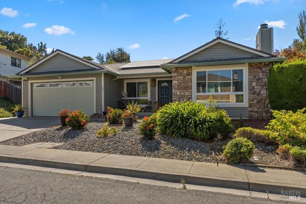 161 Clayton Court Vallejo, CA 94591