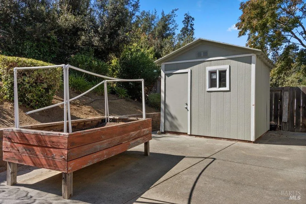 161 Clayton Court Vallejo, CA 94591