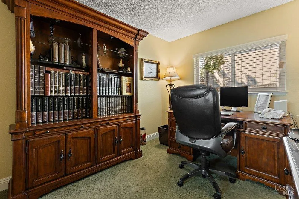 161 Clayton Court Vallejo, CA 94591