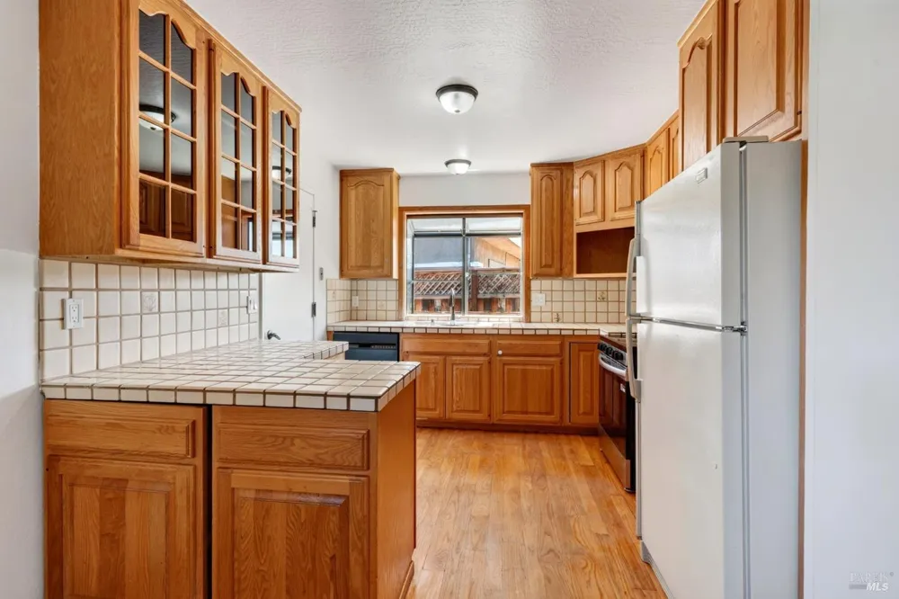 922 Cottonwood Court Petaluma, CA 94954