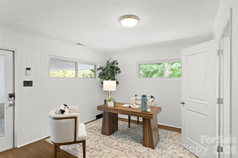 1222 Burtonwood Circle Charlotte, NC 28212