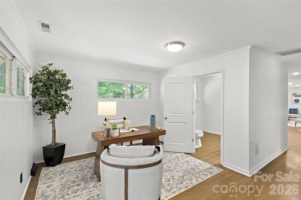 1222 Burtonwood Circle Charlotte, NC 28212