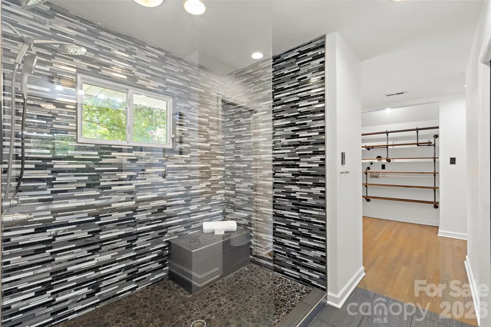 1222 Burtonwood Circle Charlotte, NC 28212