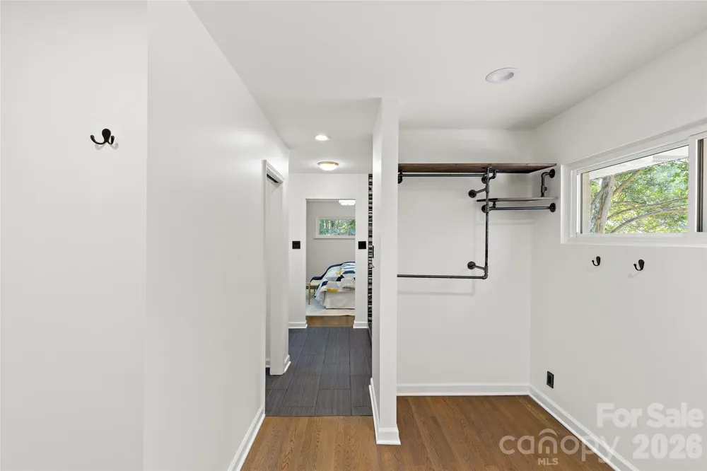 1222 Burtonwood Circle Charlotte, NC 28212