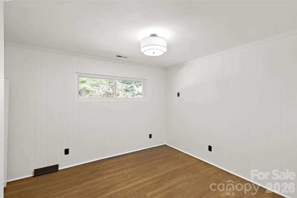 1222 Burtonwood Circle Charlotte, NC 28212