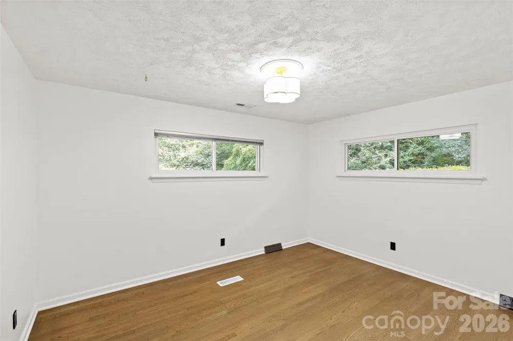 1222 Burtonwood Circle Charlotte, NC 28212
