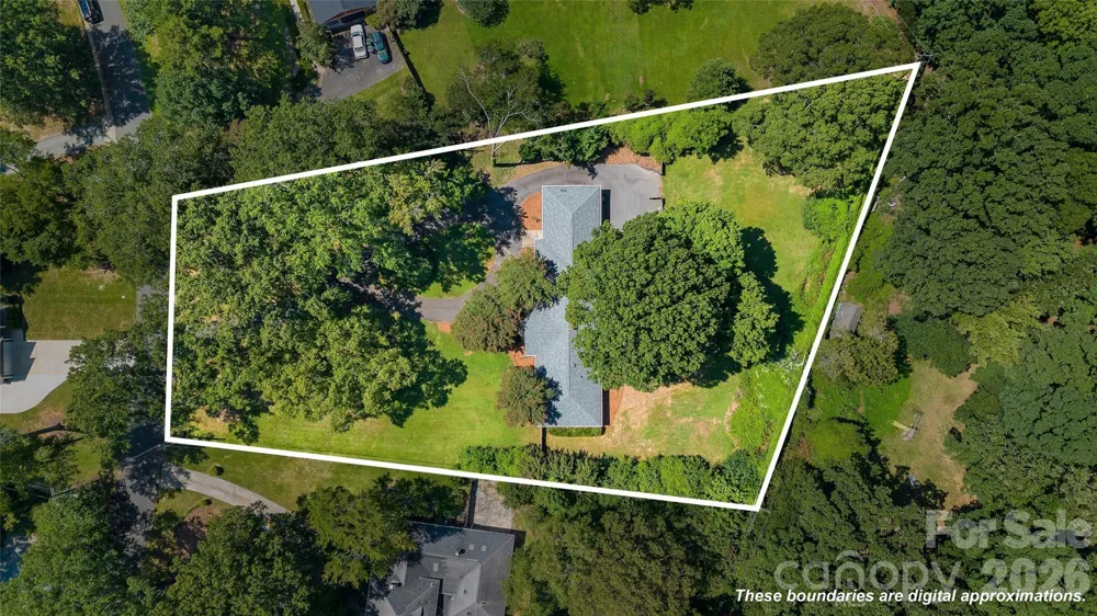 1222 Burtonwood Circle Charlotte, NC 28212