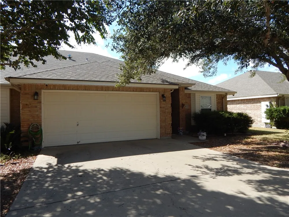 5540 Oso Parkway #4 Corpus Christi, TX 78413