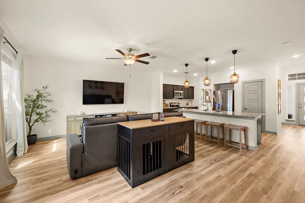 117 Watch Hill Jarrell, TX 76537