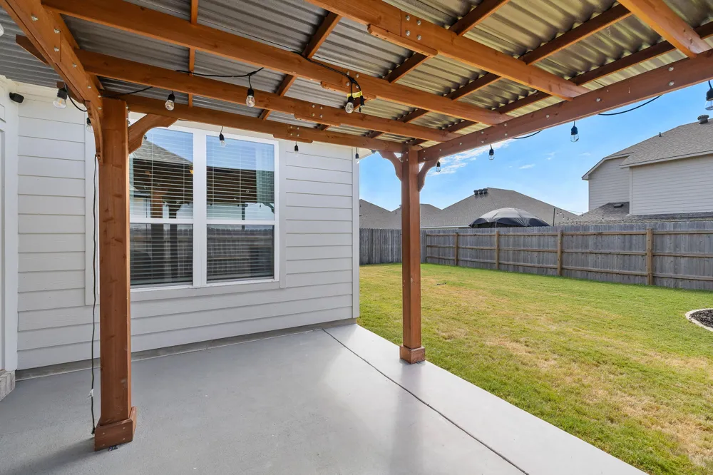 117 Watch Hill Jarrell, TX 76537