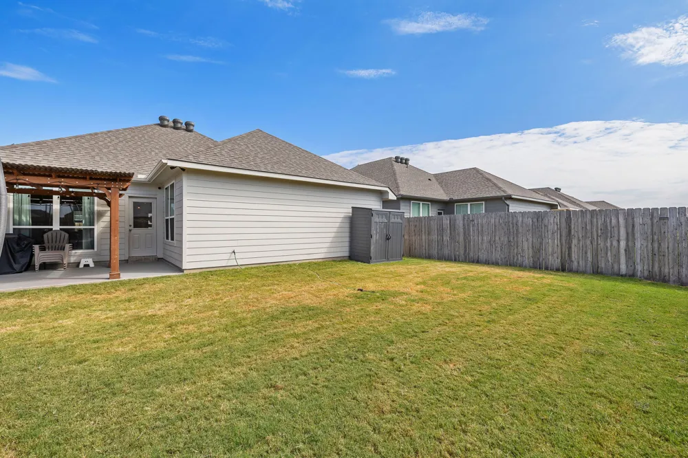 117 Watch Hill Jarrell, TX 76537