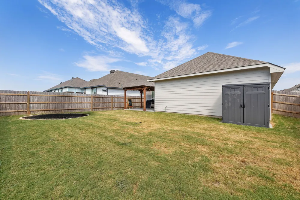 117 Watch Hill Jarrell, TX 76537