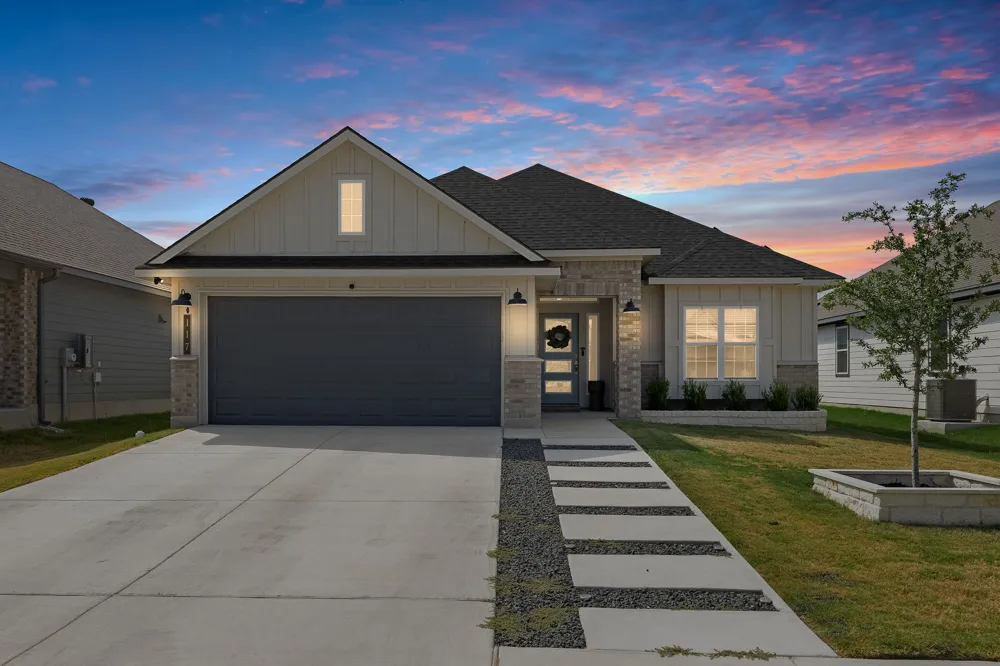 117 Watch Hill Jarrell, TX 76537