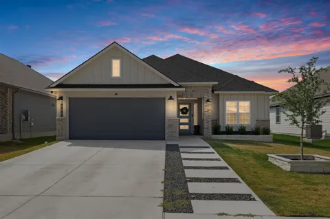 117 Watch Hill