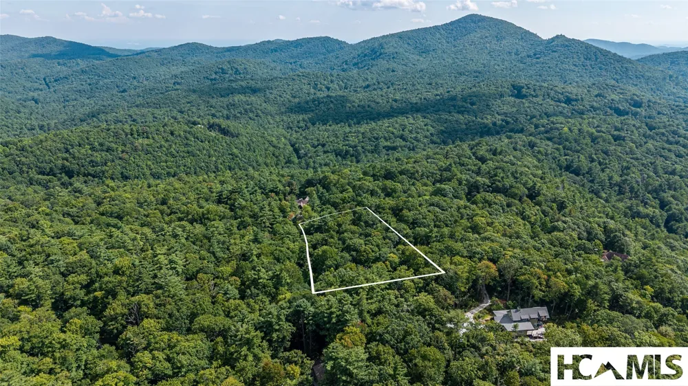 24 Southeast Ridge Road SE Cashiers, NC 28717