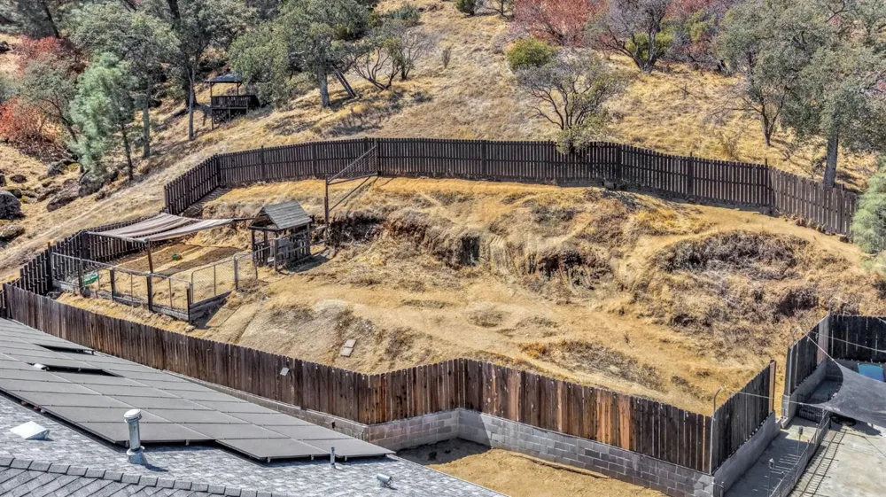 33686 NE Global Place Coarsegold, CA 93614