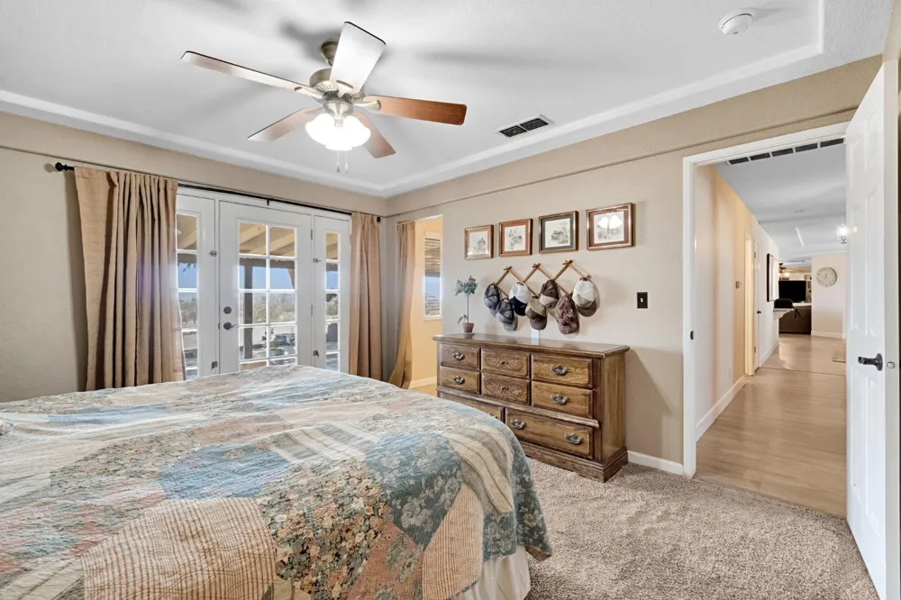 40458 Road 406 Madera, CA 93636