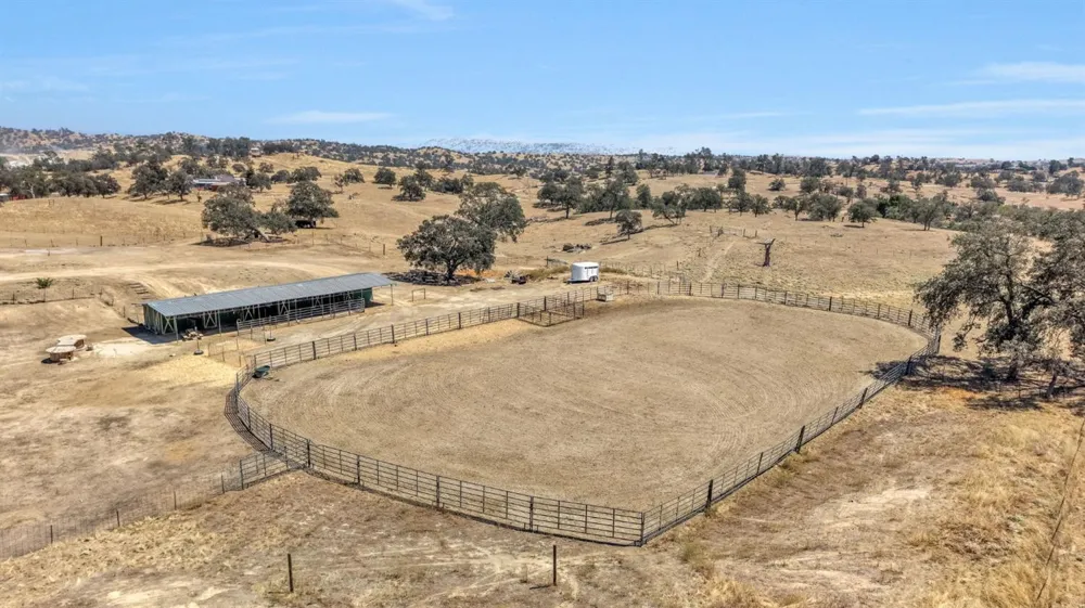 40458 Road 406 Madera, CA 93636