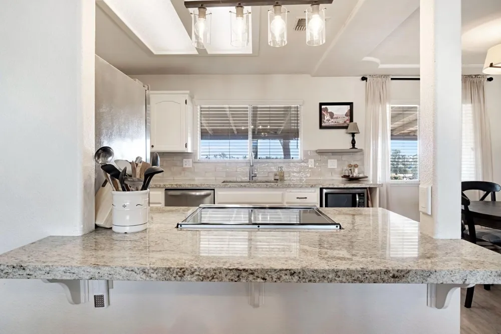 40458 Road 406 Madera, CA 93636